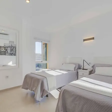 Cozy Deluxe In Reserva Del Higueron - Area Sport Club