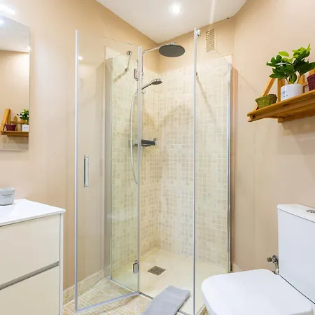 Cozy 2 Bedrooms In El Higueron *