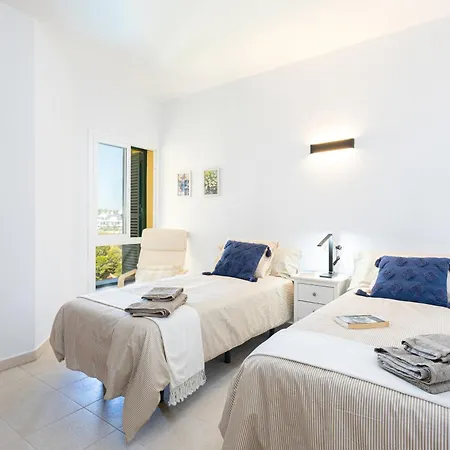 Apartment Cozy 2 Bedrooms In El Higueron Fuengirola