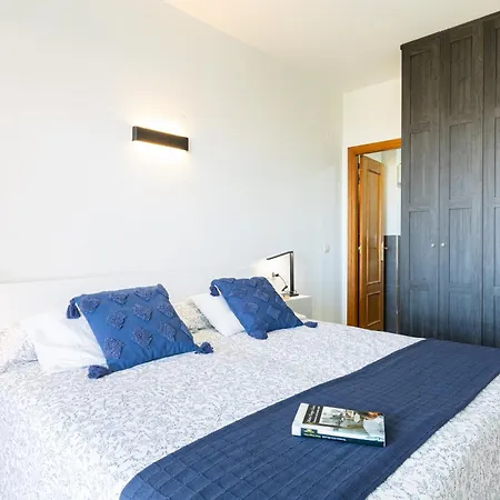 Cozy 2 Bedrooms In El Higueron