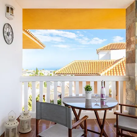 Apartment Cozy 2 Bedrooms In El Higueron Fuengirola