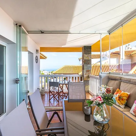 Cozy 2 Bedrooms In El Higueron *